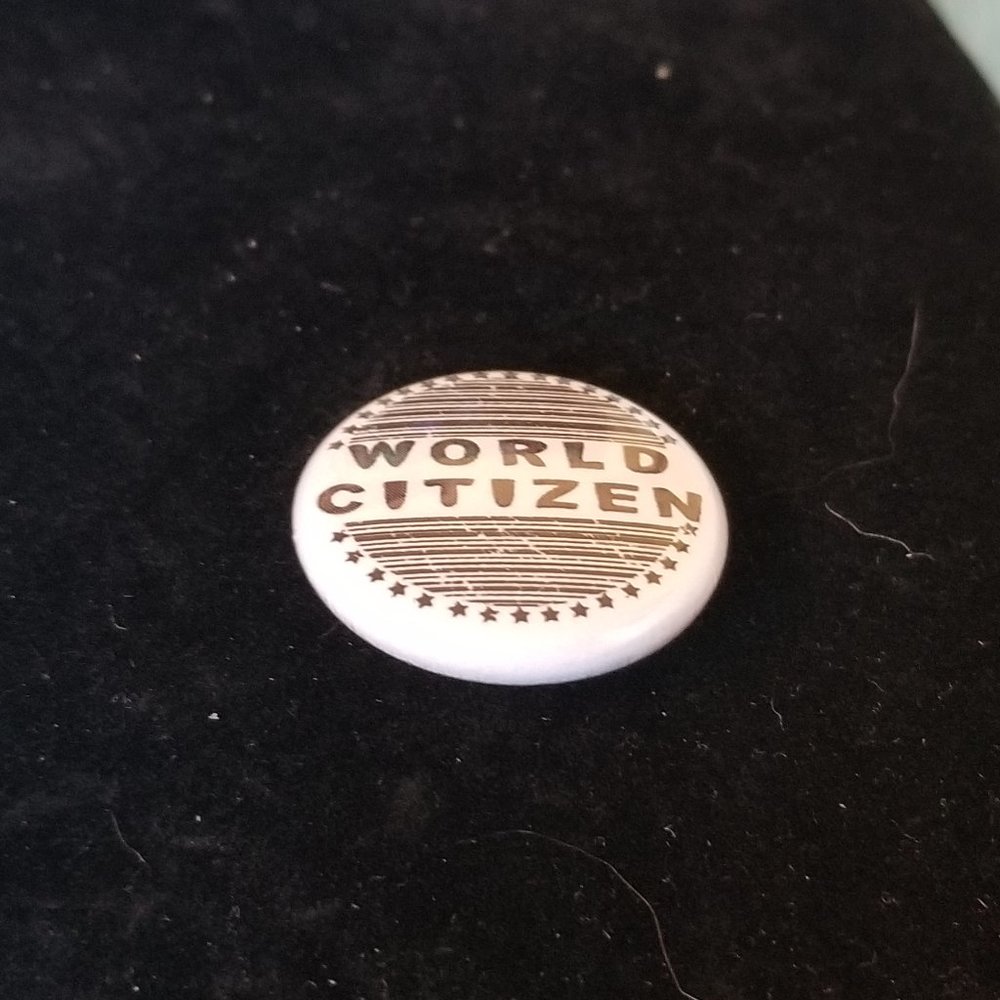 NWT Brooch / Pin "World Citizen" Black & White 1" - Picture 6 of 7